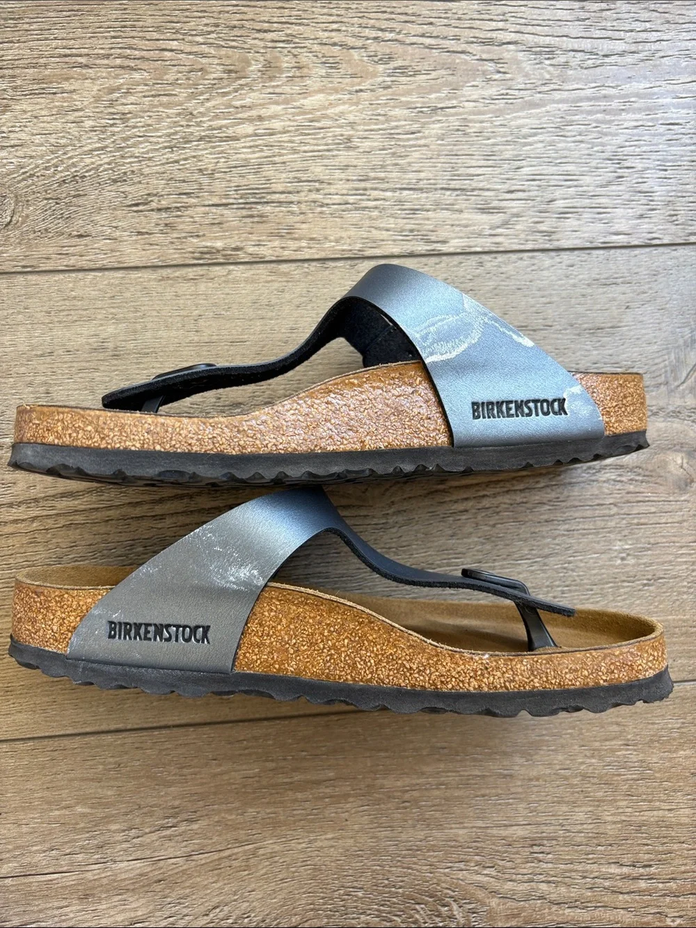 Birkenstock Gizeh Thong Sandals in Black Birko-Flor Faux Leather w Cork Footbed